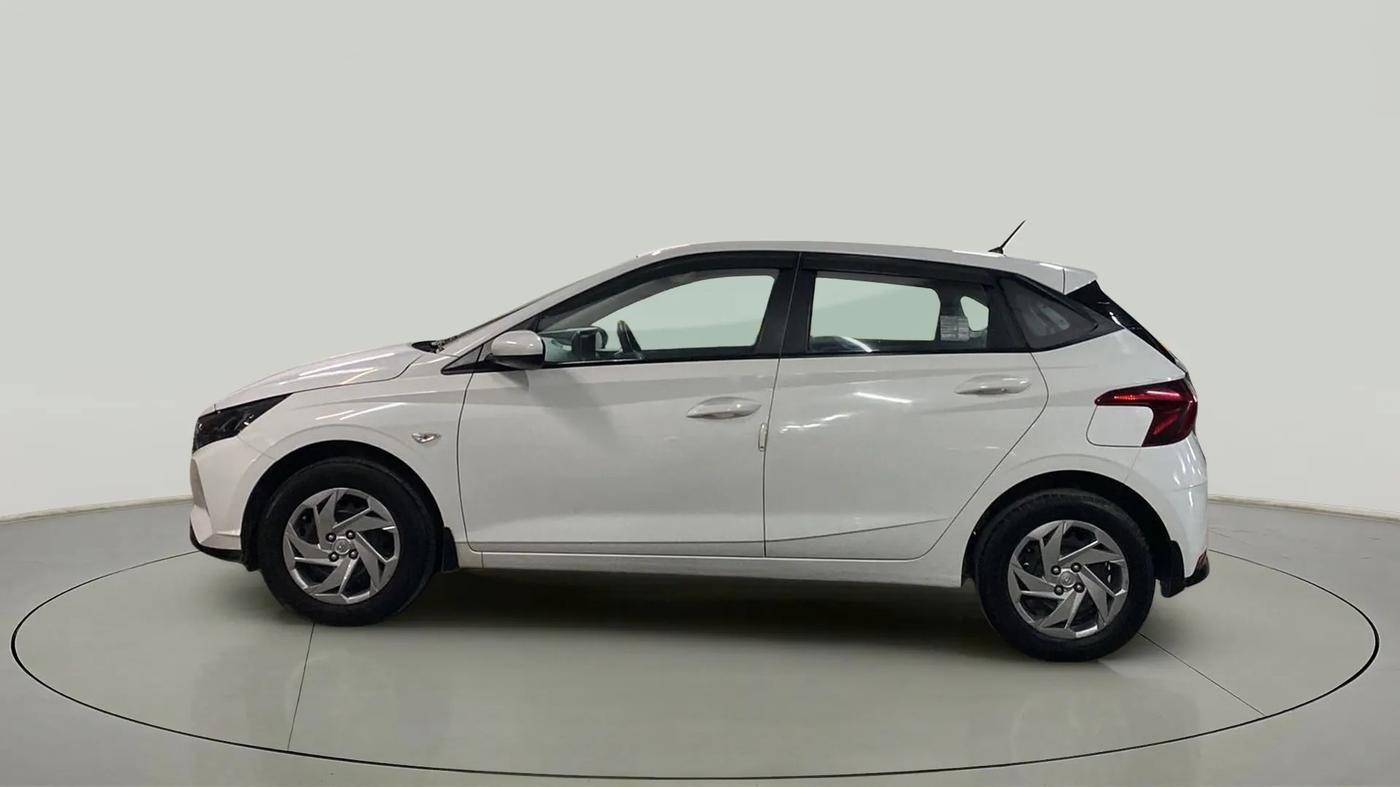 2021 Hyundai NEW I20 MAGNA 1.2 MT, Petrol, Manual, 61,559 km, Left Side