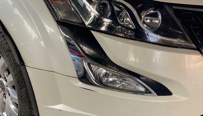 2018 Mahindra XUV500 W9, Diesel, Manual, 76,466 km, Front bumper - Minor scratches