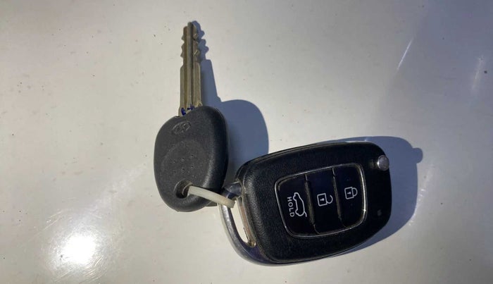 2020 Hyundai Elite i20 SPORTZ PLUS 1.2, Petrol, Manual, 40,395 km, Key Close Up