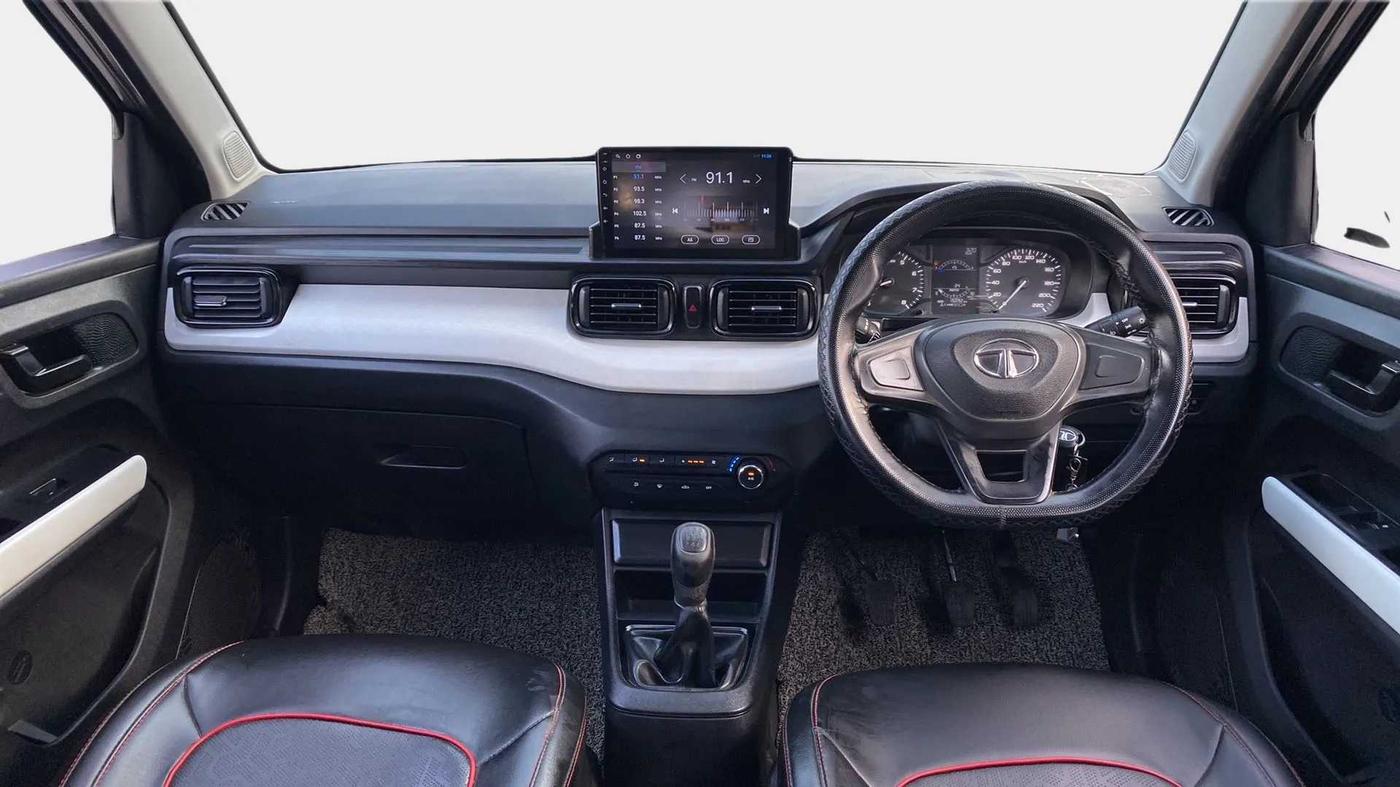 2022 Tata PUNCH PURE MT, Petrol, Manual, 15,081 km, Dashboard