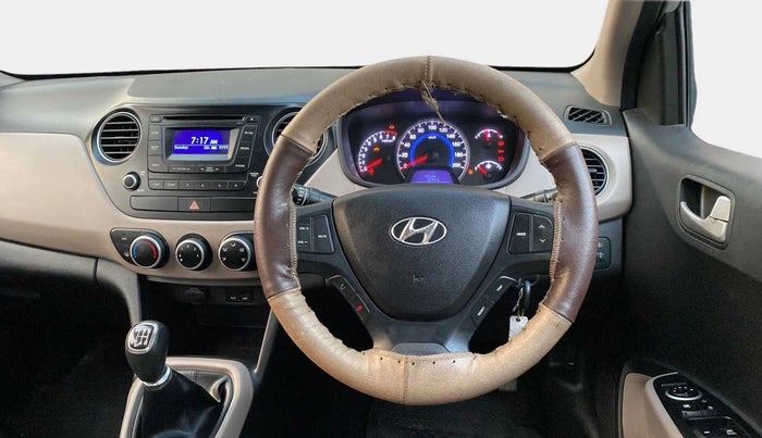 2015 Hyundai Grand i10 SPORTZ 1.2 KAPPA VTVT, Petrol, Manual, 32,250 km, Steering Wheel Close Up