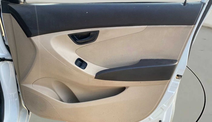 2015 Hyundai Eon MAGNA +, Petrol, Manual, 75,532 km, Driver Side Door Panels Control
