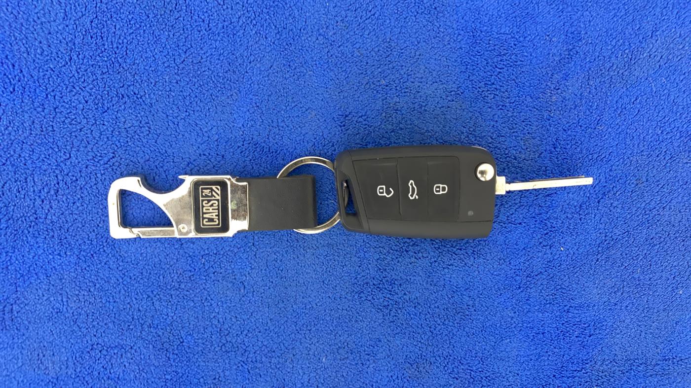 2021 Volkswagen TAIGUN HIGHLINE 1.0 TSI MT, Petrol, Manual, 24,614 km, Key Close Up