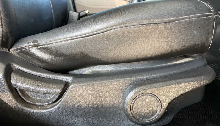 2015 Hyundai Grand i10 ASTA 1.2 KAPPA VTVT, Petrol, Manual, 29,889 km, Driver Side Adjustment Panel