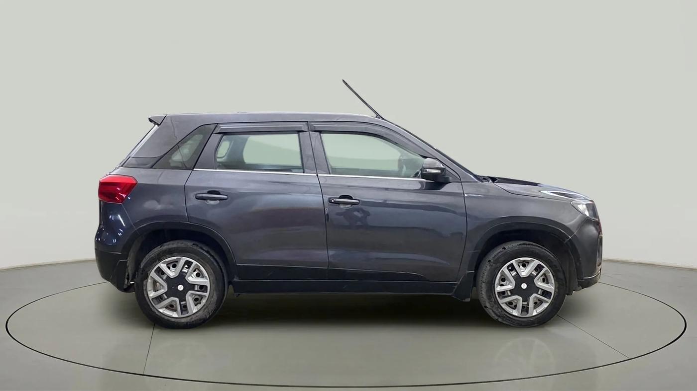 2021 Maruti Vitara Brezza LXI, Petrol, Manual, 40,791 km, Right Side View