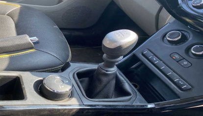 2018 Tata NEXON KRAZ MT PETROL, Petrol, Manual, 41,812 km, Gear Lever