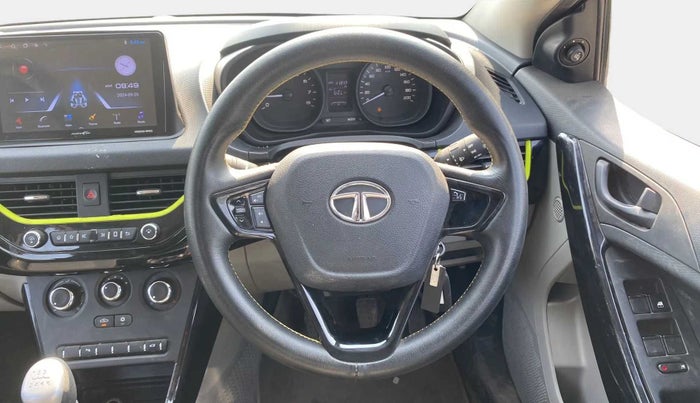 2018 Tata NEXON KRAZ MT PETROL, Petrol, Manual, 41,812 km, Steering Wheel Close Up