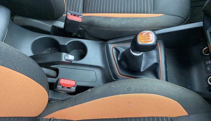2017 Hyundai i20 Active 1.2 SX, Petrol, Manual, 16,481 km, Gear Lever