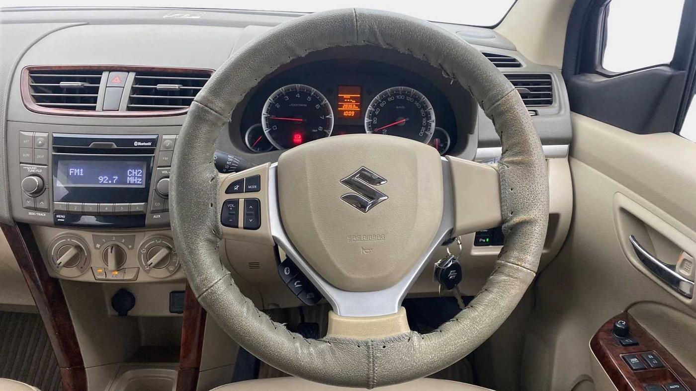 2016 Maruti Ertiga VXI, Petrol, Manual, 28,360 km, Steering Wheel Close Up
