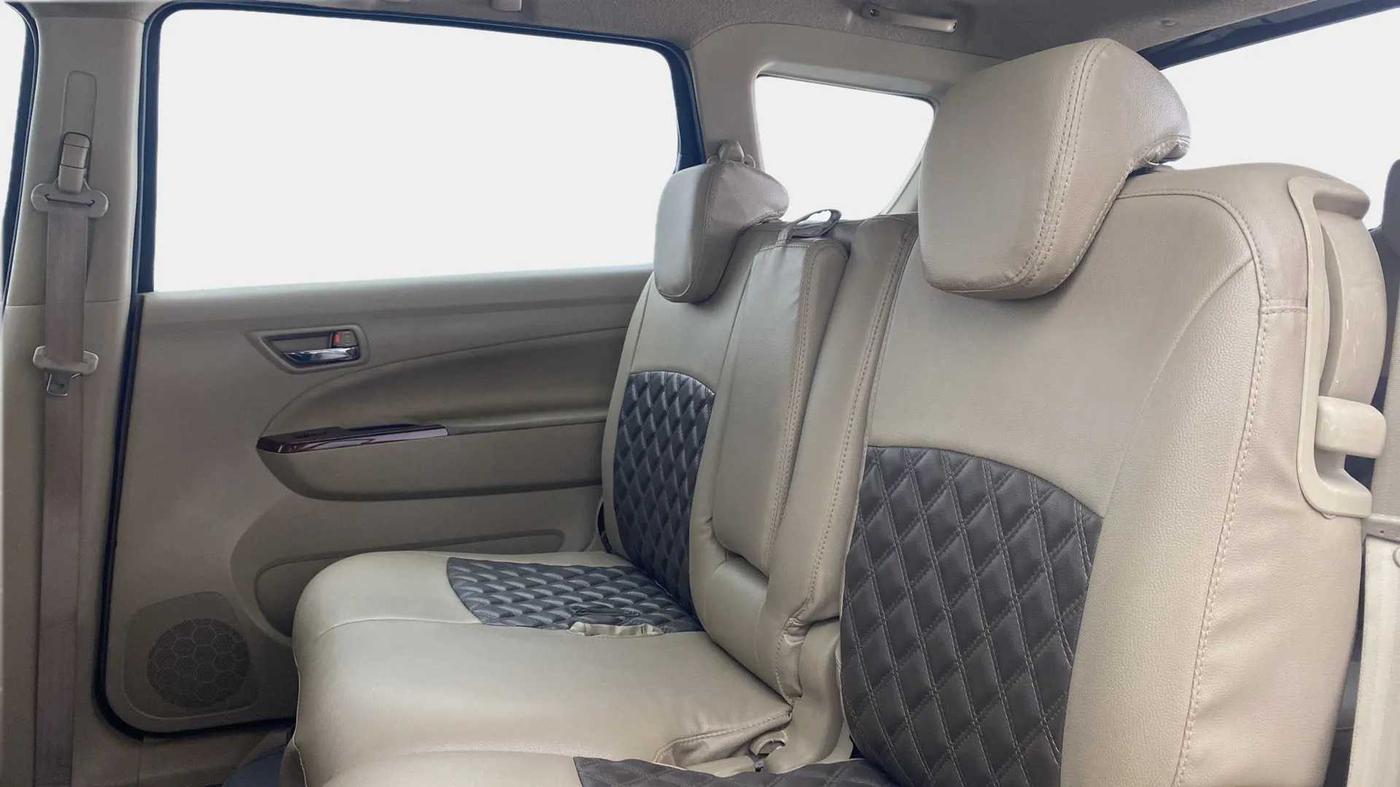 2016 Maruti Ertiga VXI, Petrol, Manual, 28,360 km, Right Side Rear Door Cabin