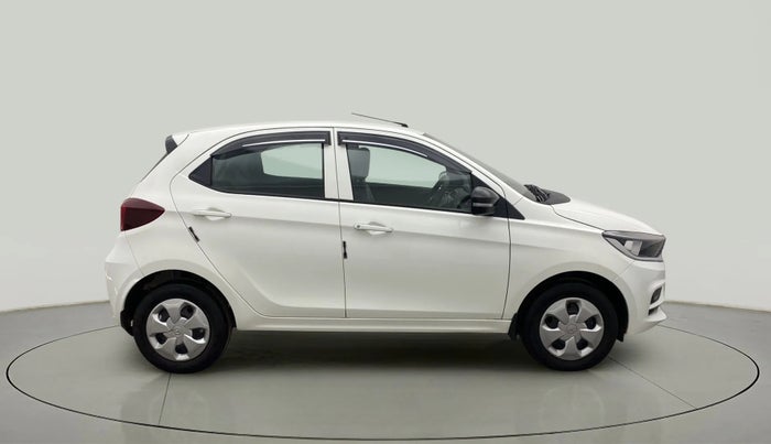 2023 Tata Tiago XT (O) PETROL, Petrol, Manual, 6,673 km, Right Side View