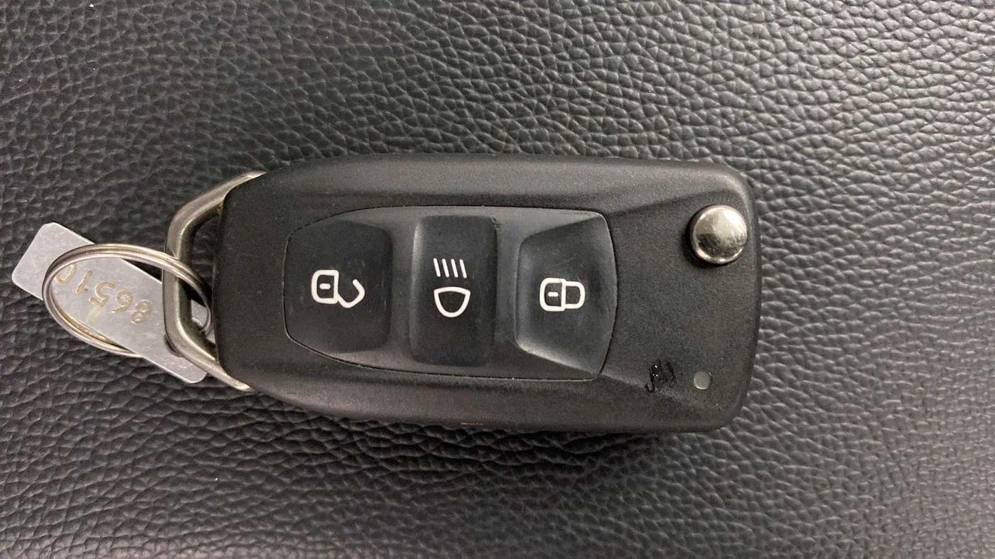 2023 Tata Tiago XT (O) PETROL, Petrol, Manual, 6,673 km, Key Close Up