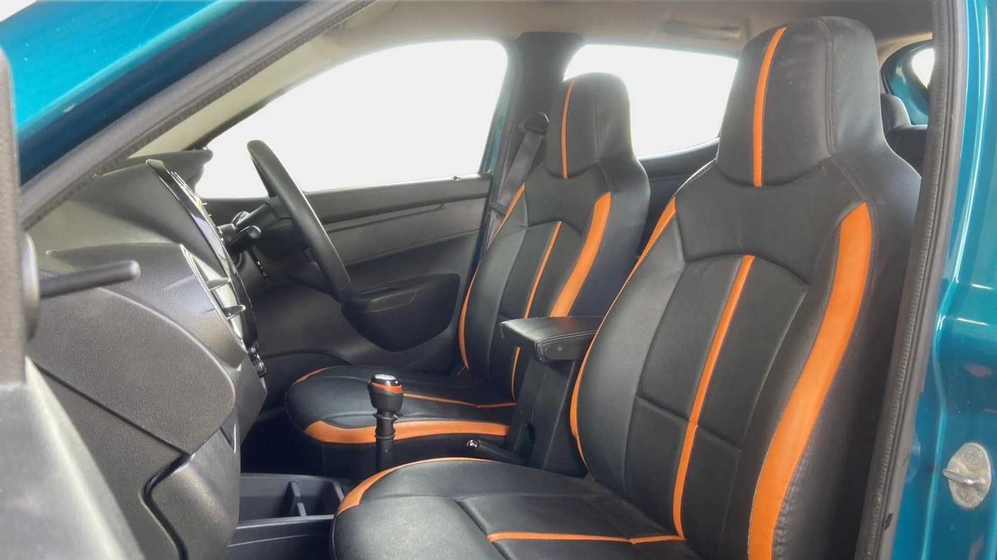 2020 Renault Kwid CLIMBER 1.0 (O), Petrol, Manual, 72,901 km, Right Side Front Door Cabin