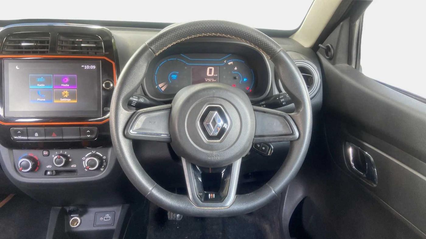 2020 Renault Kwid CLIMBER 1.0 (O), Petrol, Manual, 72,901 km, Steering Wheel Close Up