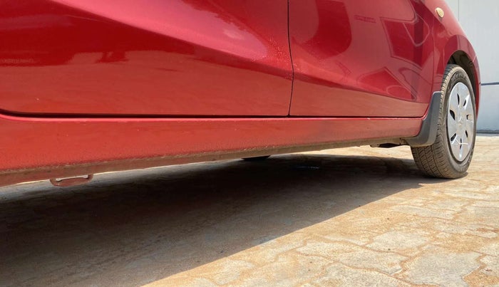 2016 Maruti Celerio VXI AMT, Petrol, Automatic, 42,050 km, Right running board - Minor scratches