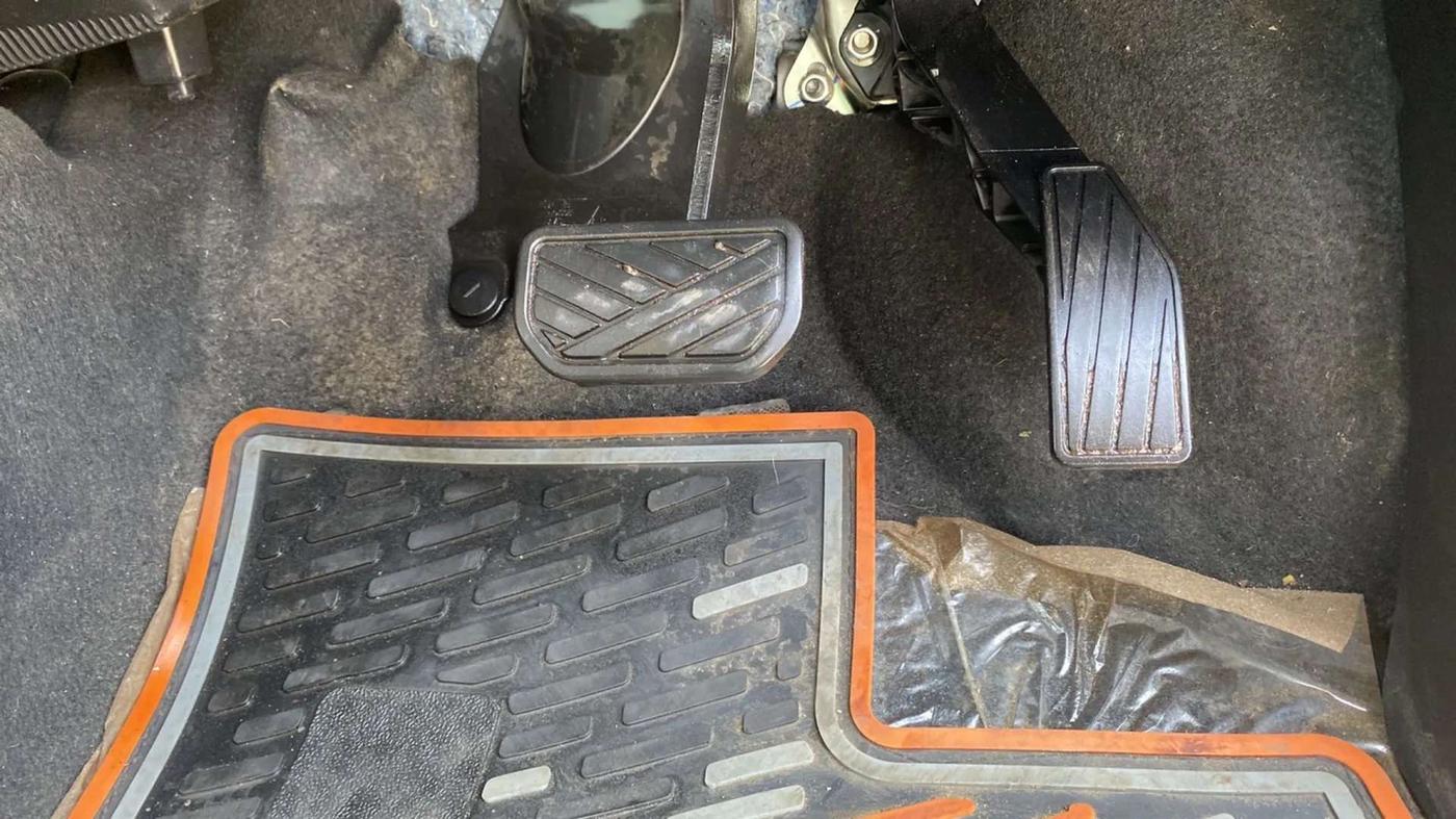 2021 Maruti S PRESSO VXI PLUS AMT, Petrol, Automatic, 11,211 km, Pedals