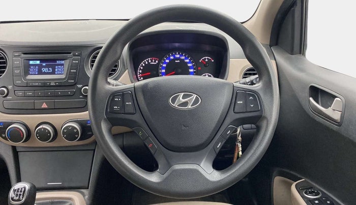 2015 Hyundai Xcent S (O) 1.2, Petrol, Manual, 70,091 km, Steering Wheel Close Up