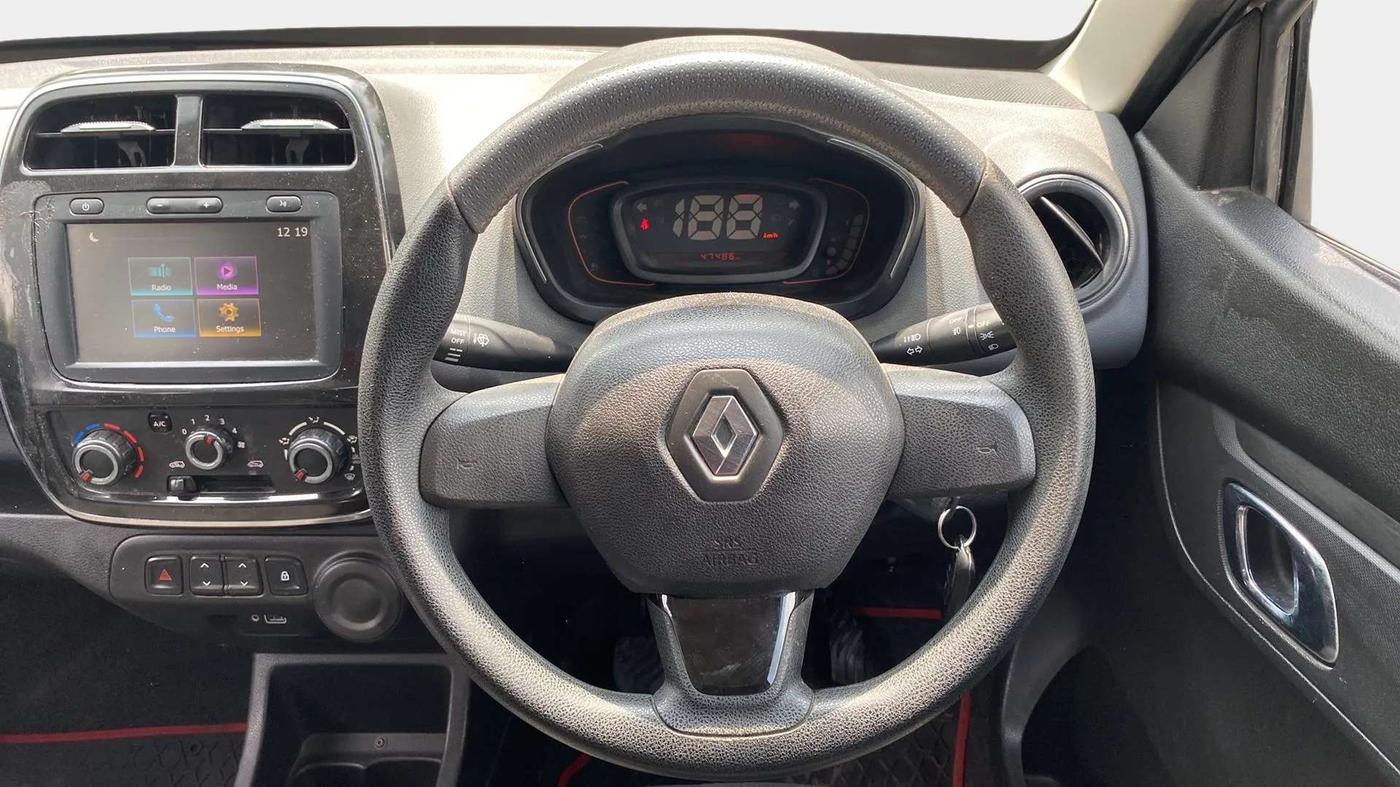 2019 Renault Kwid RXT 1.0, Petrol, Manual, 47,556 km, Steering Wheel Close Up