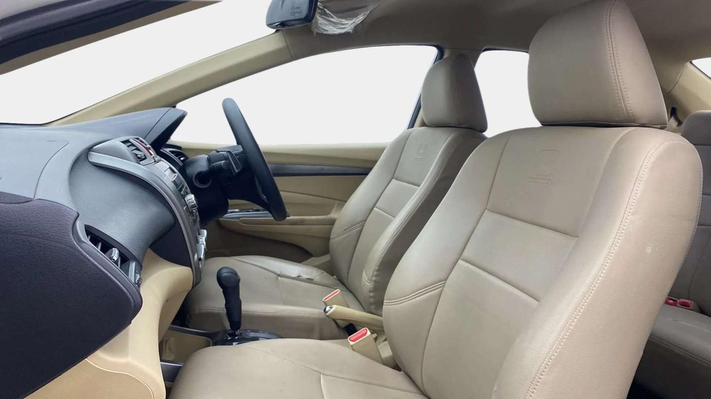 2013 Honda City 1.5L I-VTEC V AT, Petrol, Automatic, 63,790 km, Right Side Front Door Cabin