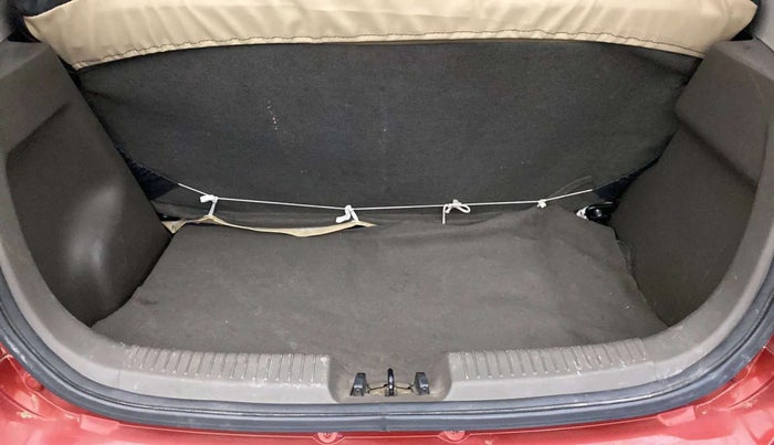 2013 Hyundai i10 ERA 1.1, Petrol, Manual, 36,571 km, Boot Inside