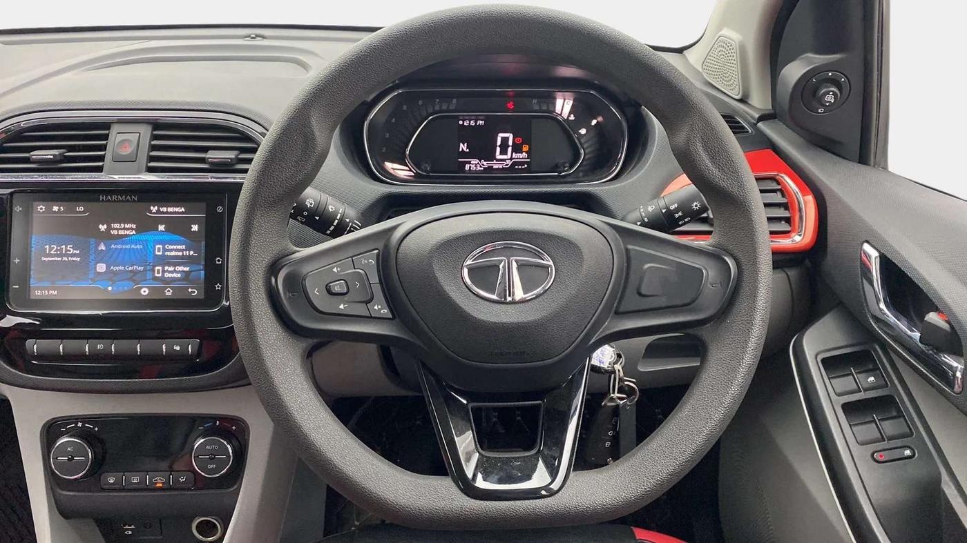 2021 Tata Tiago XZA PLUS PETROL, Petrol, Automatic, 8,753 km, Steering Wheel Close Up