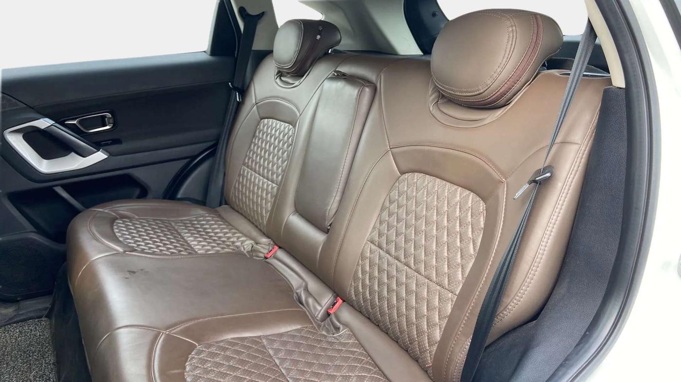2021 Tata Harrier XT PLUS 2.0L KRYOTEC, Diesel, Manual, 66,719 km, Right Side Rear Door Cabin