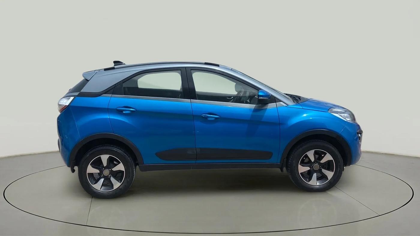 2019 Tata NEXON XZ PLUS PETROL DUAL TONE, Petrol, Manual, 53,446 km, Right Side View