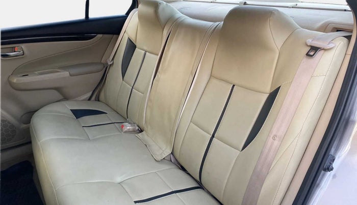 2017 Maruti Ciaz ZETA 1.4  MT PETROL, Petrol, Manual, 45,015 km, Right Side Rear Door Cabin