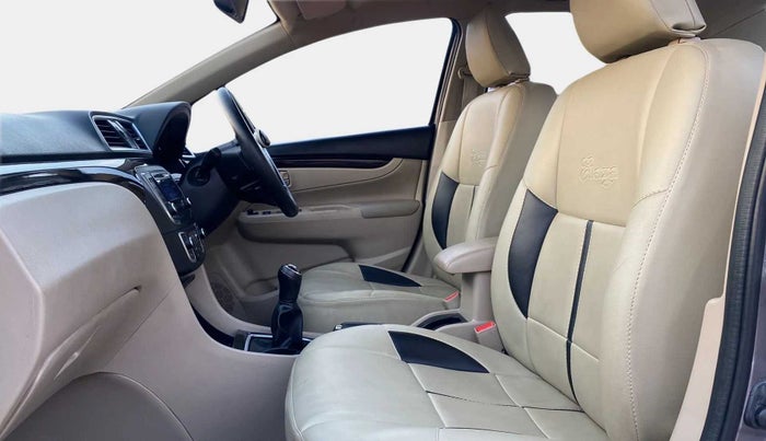2017 Maruti Ciaz ZETA 1.4  MT PETROL, Petrol, Manual, 45,015 km, Right Side Front Door Cabin