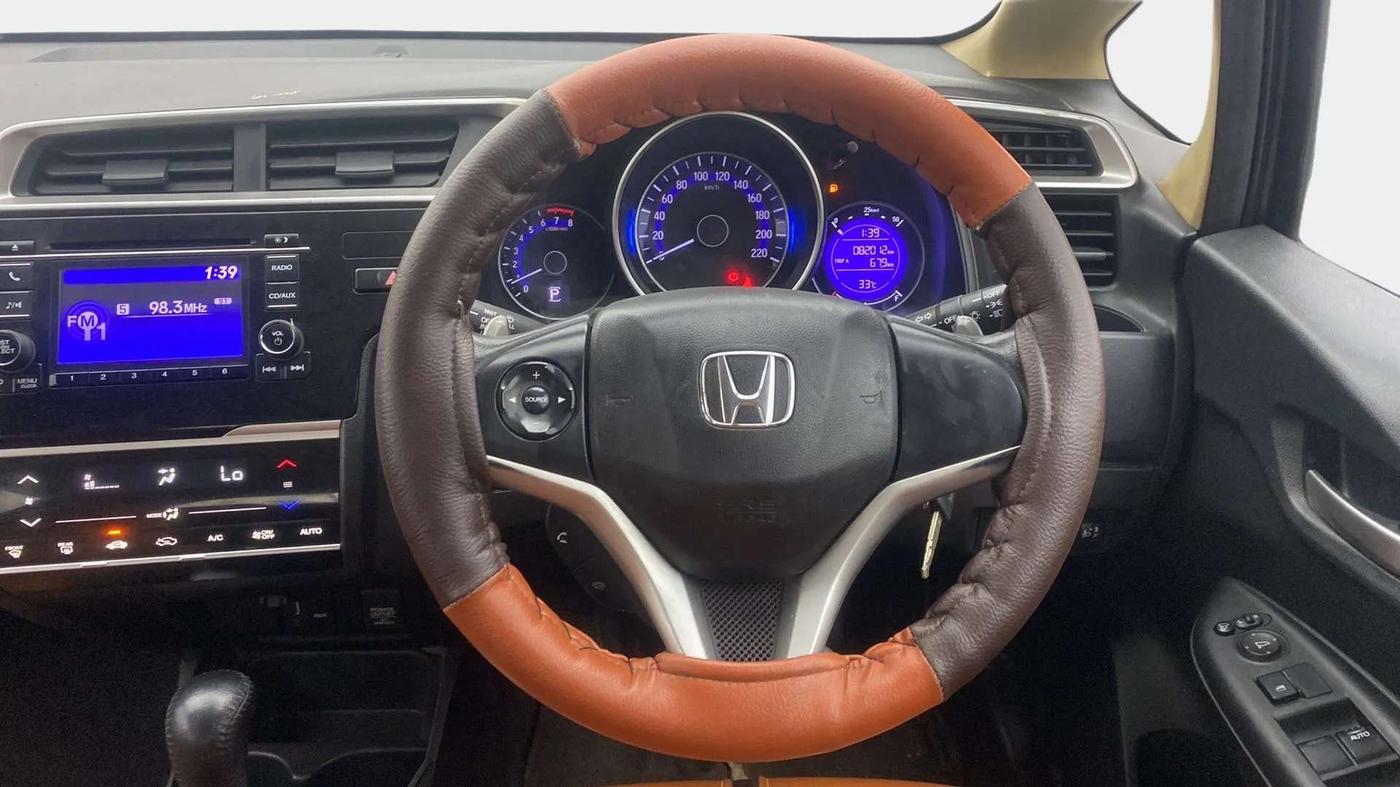 2017 Honda Jazz 1.2L I-VTEC V AT, Petrol, Automatic, 82,397 km, Steering Wheel Close Up