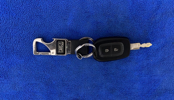 2021 Renault Kwid RXT 1.0 (O), Petrol, Manual, 22,631 km, Key Close Up
