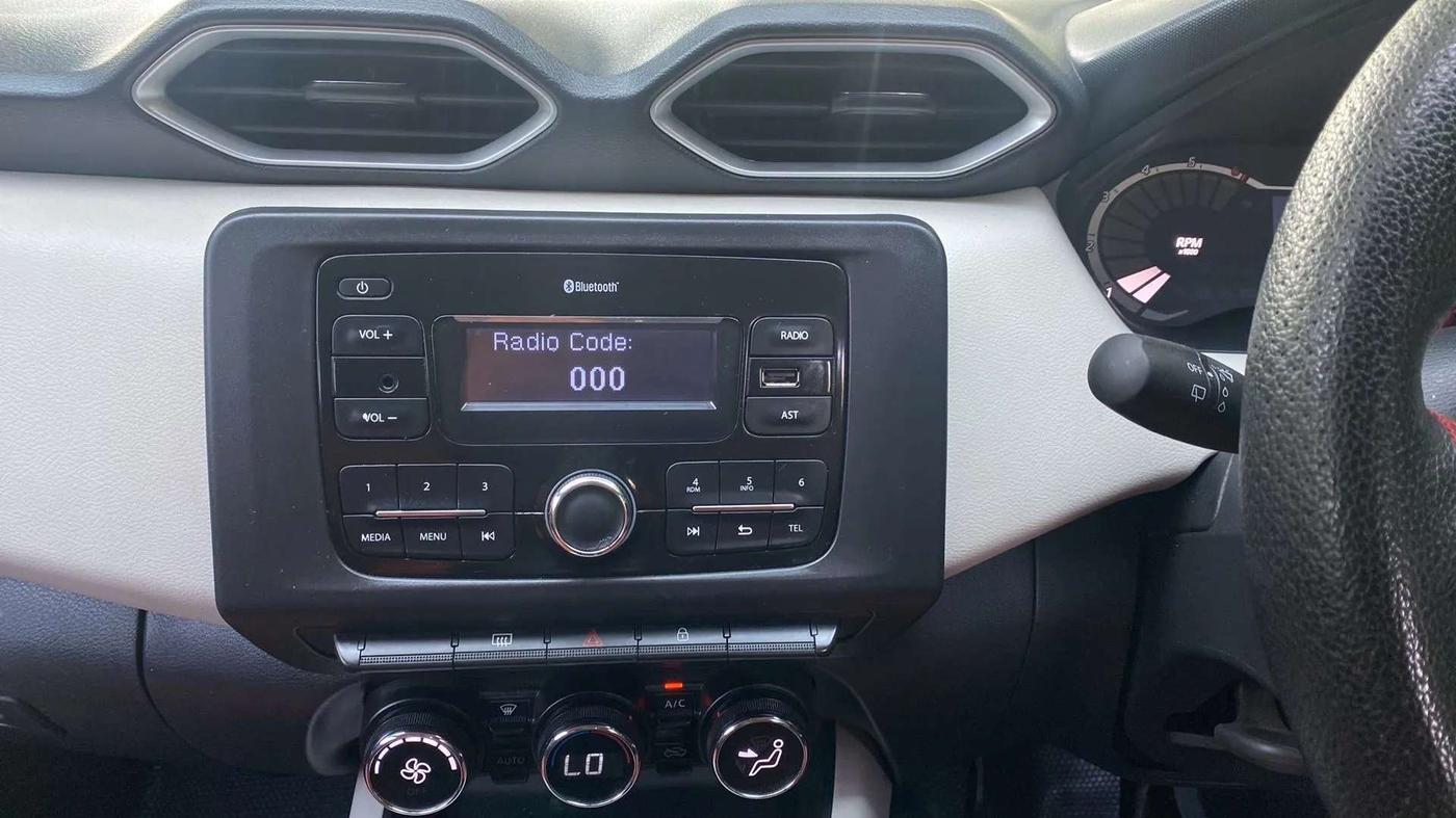 2022 Nissan MAGNITE XL, Petrol, Manual, 24,307 km, Air Conditioner