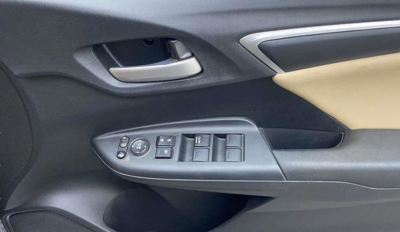 2018 Honda Jazz 1.2L I-VTEC VX, Petrol, Manual, 25,015 km, Driver Side Door Panels Control