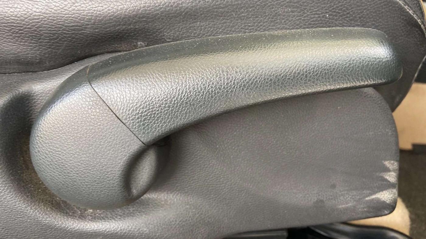 2017 Honda City 1.5L I-VTE V CVT, Petrol, Automatic, 71,252 km, Driver Side Adjustment Panel