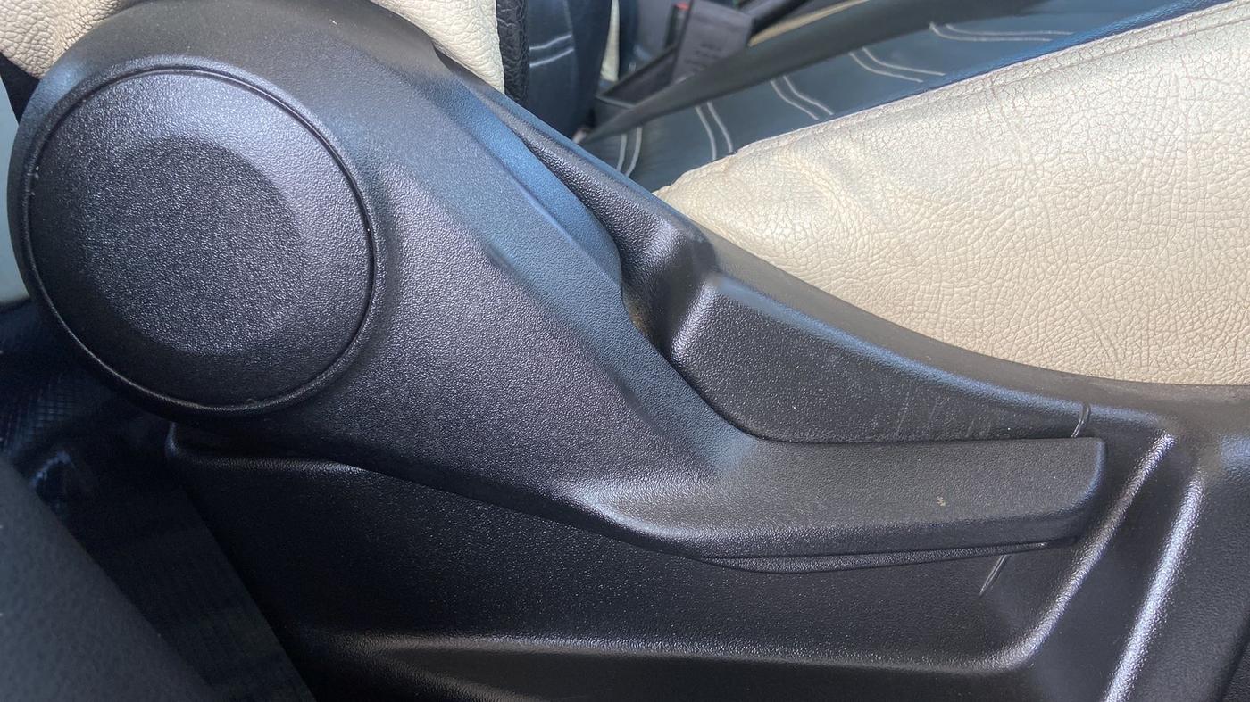 2019 Maruti New Wagon-R VXI (O) 1.2, Petrol, Manual, 88,778 km, Driver Side Adjustment Panel