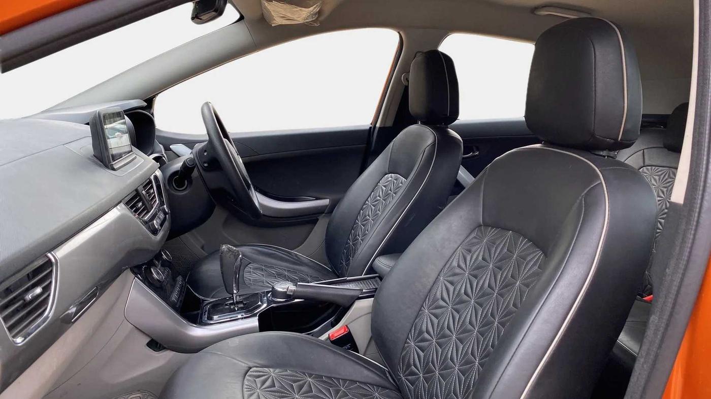 2018 Tata NEXON XZA PLUS PETROL, Petrol, Automatic, 37,150 km, Right Side Front Door Cabin