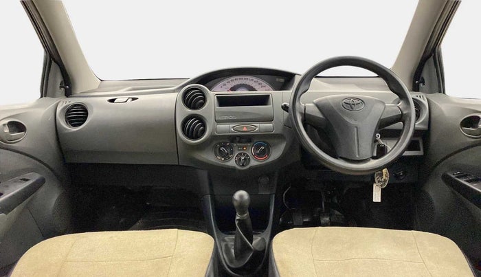 2012 Toyota Etios G, Petrol, Manual, 1,08,265 km, Dashboard