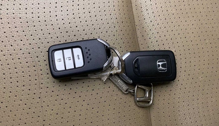2014 Honda City 1.5L I-VTEC VX CVT, Petrol, Automatic, 99,375 km, Key Close Up