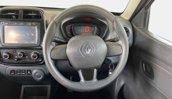2016 Renault Kwid RXT 0.8, Petrol, Manual, 50,406 km, Steering Wheel Close Up