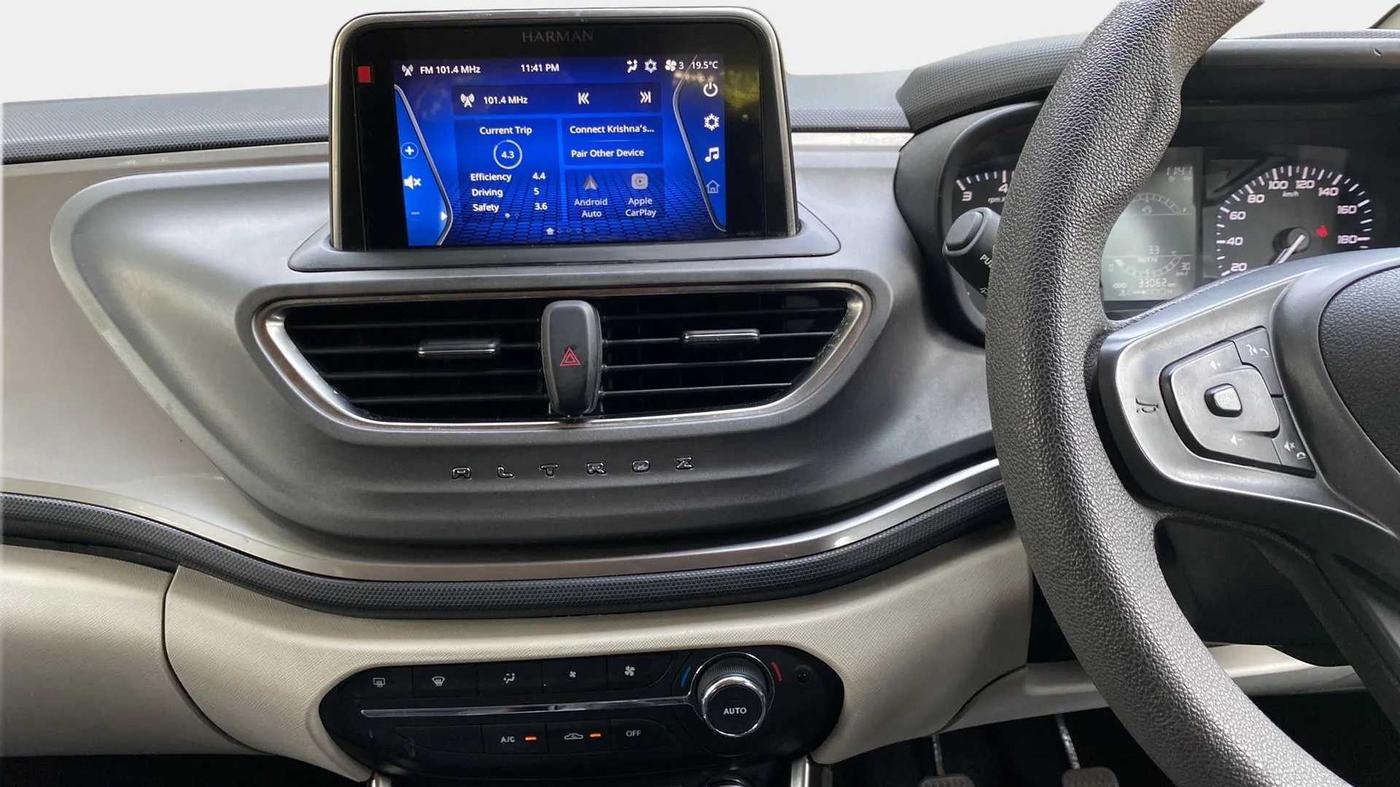 2022 Tata ALTROZ XZ DIESEL, Diesel, Manual, 33,031 km, Air Conditioner