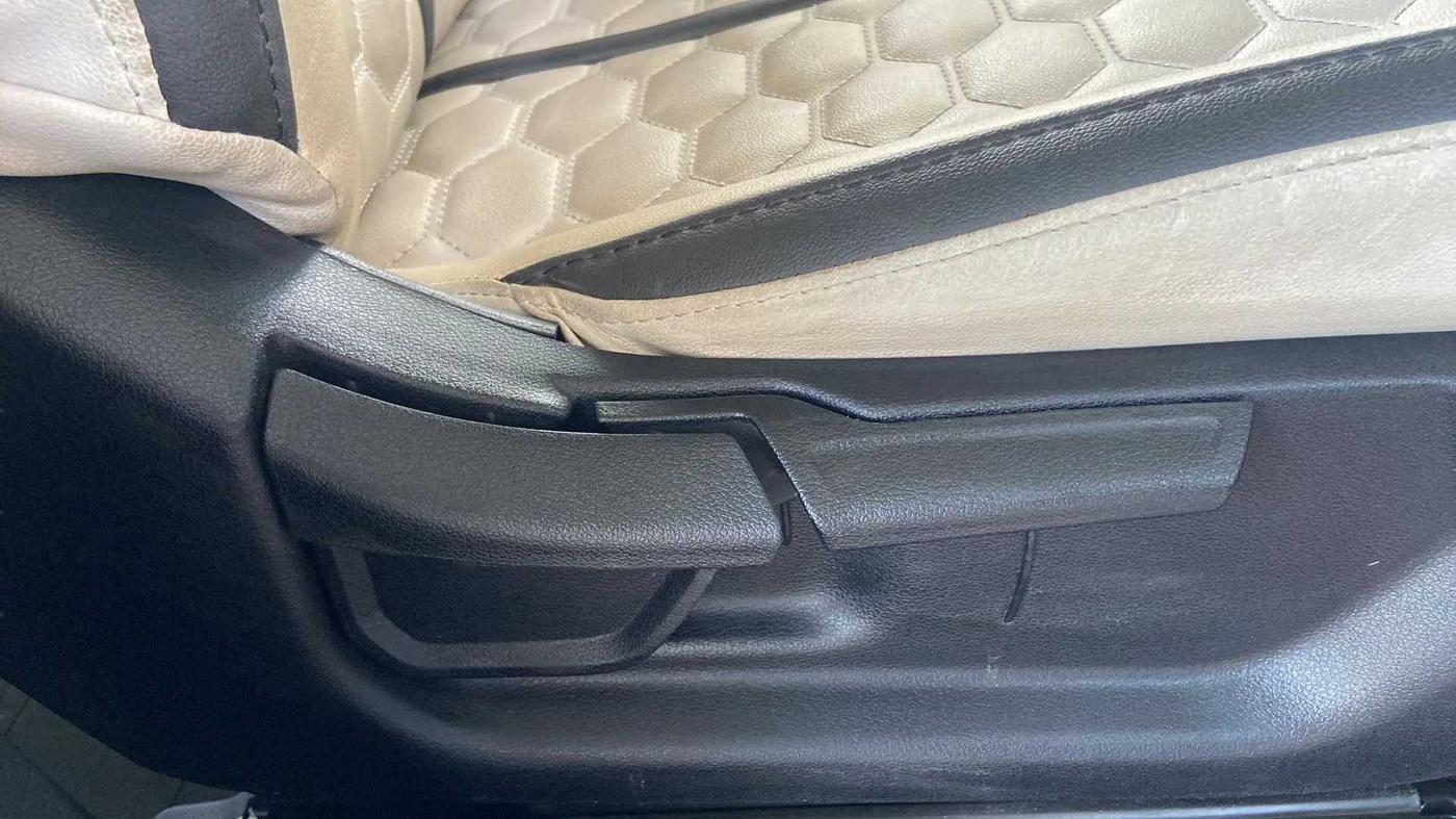 2021 Hyundai Creta S 1.5 PETROL, Petrol, Manual, 10,455 km, Driver Side Adjustment Panel