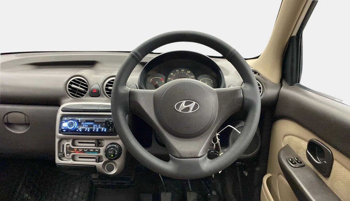 2013 Hyundai Santro Xing GL PLUS, Petrol, Manual, 62,002 km, Steering Wheel Close Up