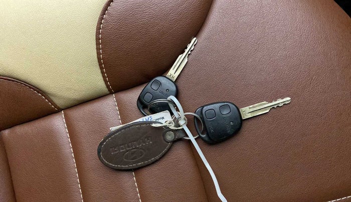 2013 Hyundai Santro Xing GL PLUS, Petrol, Manual, 62,002 km, Key Close Up