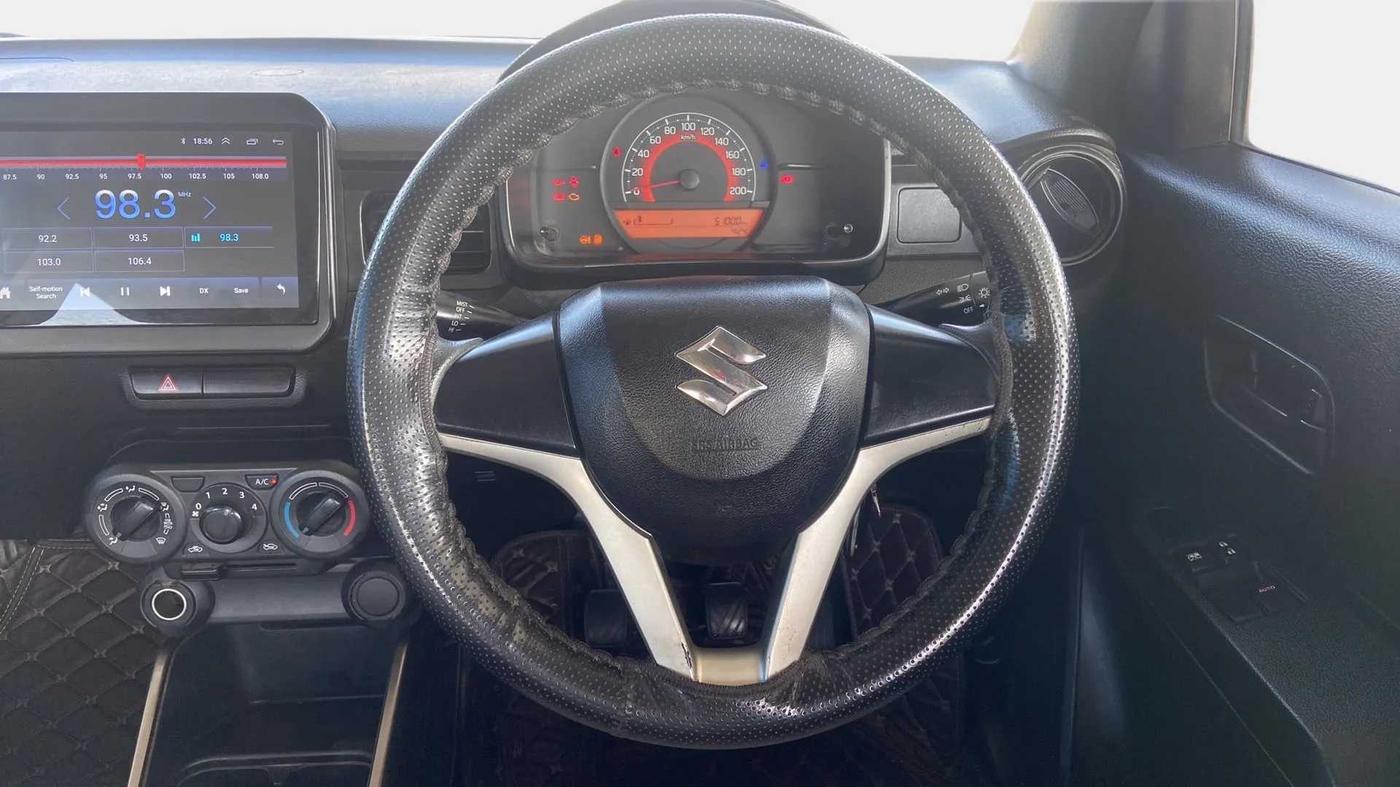 2017 Maruti IGNIS SIGMA 1.2, Petrol, Manual, 51,007 km, Steering Wheel Close Up