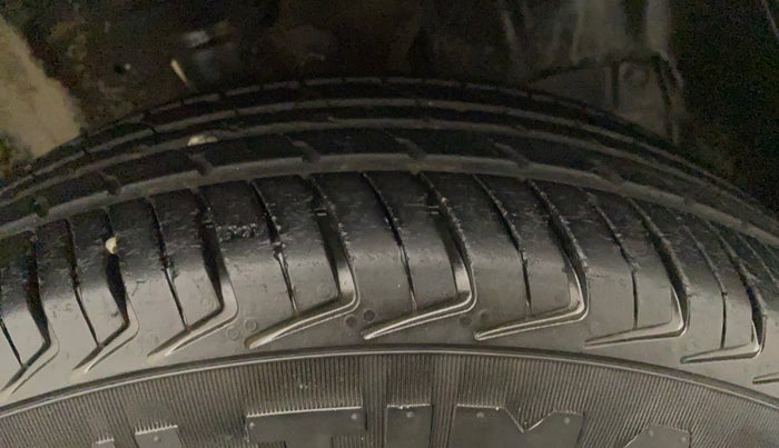 2021 Maruti New Wagon-R LXI CNG (O) 1.0, CNG, Manual, 13,106 km, Right Front Tyre Tread