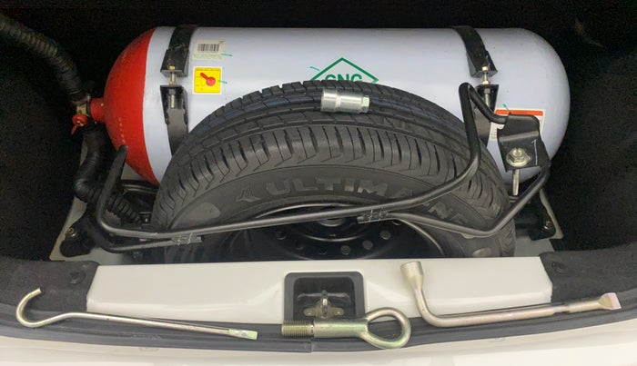 2021 Maruti New Wagon-R LXI CNG (O) 1.0, CNG, Manual, 13,106 km, Spare Tyre