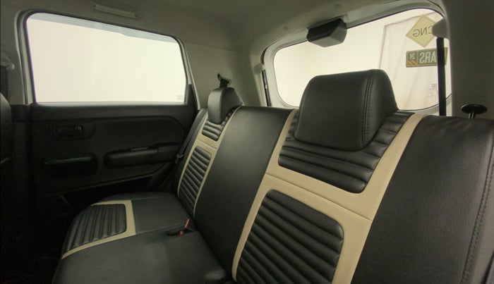 2021 Maruti New Wagon-R LXI CNG (O) 1.0, CNG, Manual, 13,106 km, Right Side Rear Door Cabin