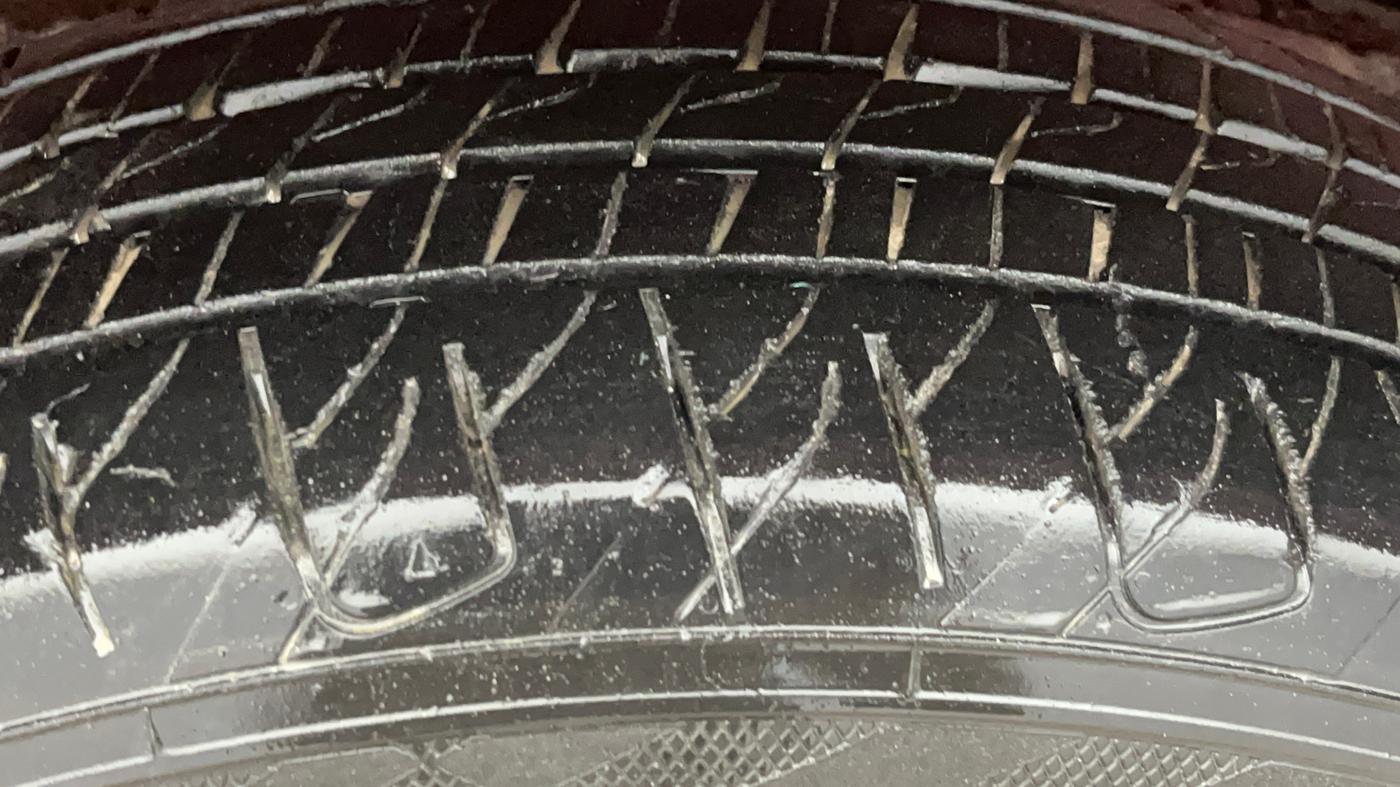 2019 Mahindra Scorpio S9, Diesel, Manual, 57,161 km, Left Rear Tyre Tread