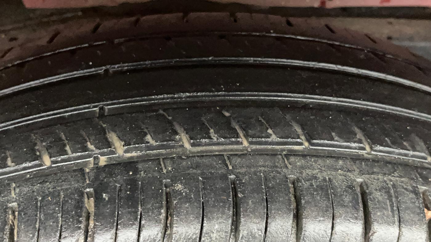 2019 Mahindra Scorpio S9, Diesel, Manual, 57,161 km, Right Rear Tyre Tread