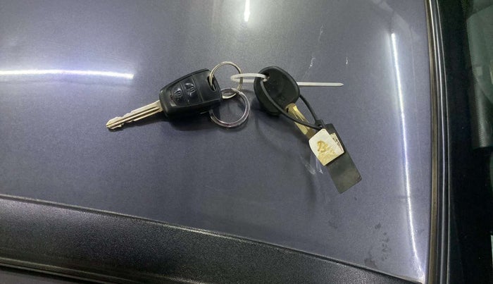 2018 Hyundai Grand i10 SPORTZ AT 1.2 KAPPA VTVT, Petrol, Automatic, 16,395 km, Key Close Up